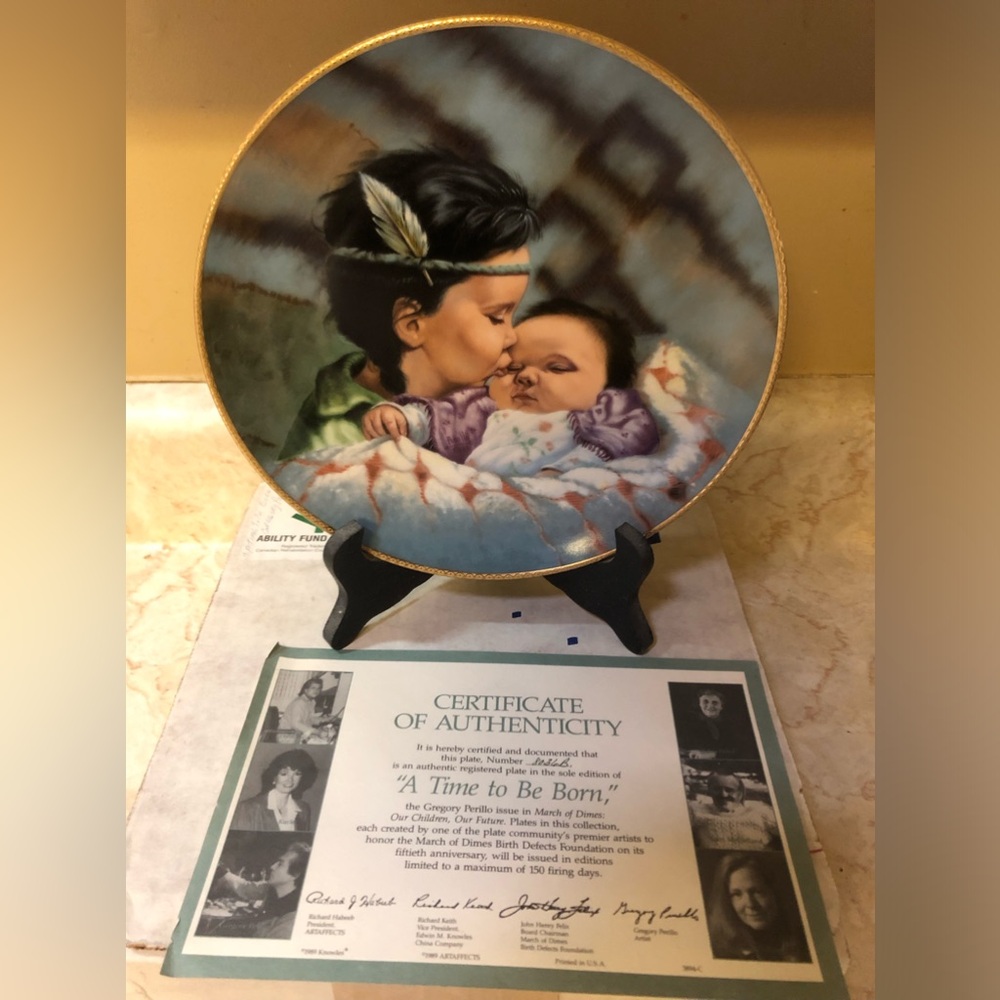 Decor plate ‘A time to be born’